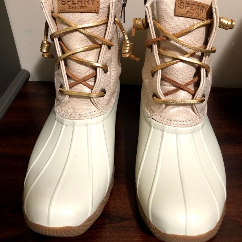 SPERRY DUCK BOOTS